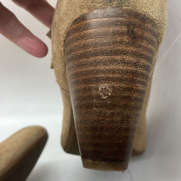 Jessica Simpson women’s size 6 tan suede booties with fringe - Picture 9 of 11